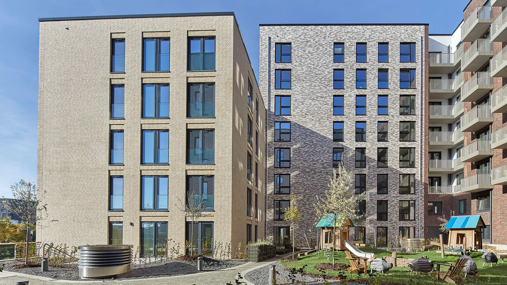 Impressionen aus dem Baakenhafen Innenhof