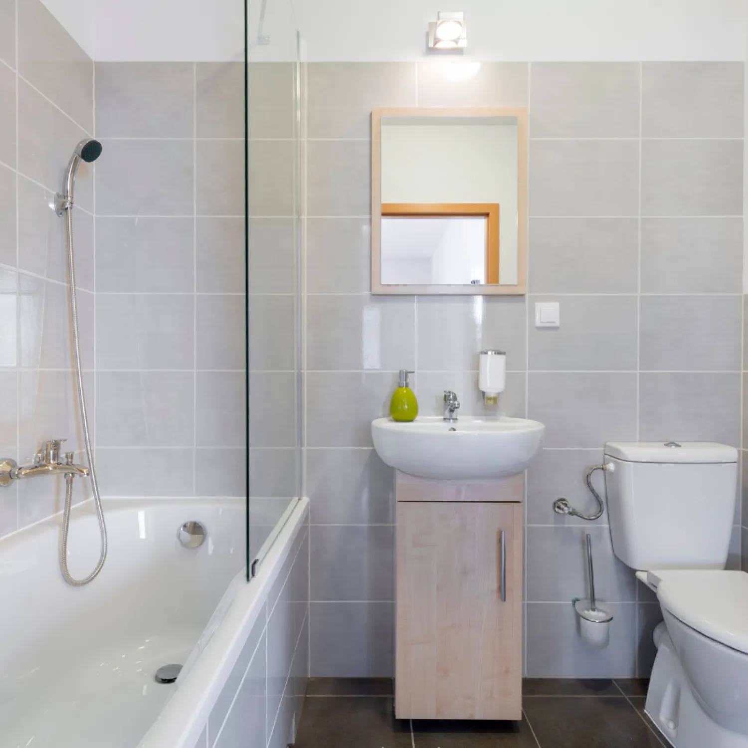 Einfaches Badezimmer