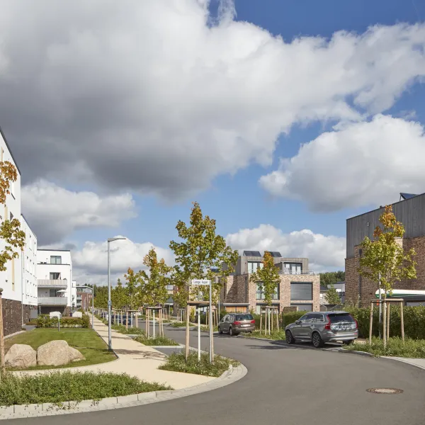 Optimale Lösungen für Käufer und Investoren durch ganzheitliche Stadtentwicklung, Schritt für Schritt zu nachhaltigen Ergebnissen.