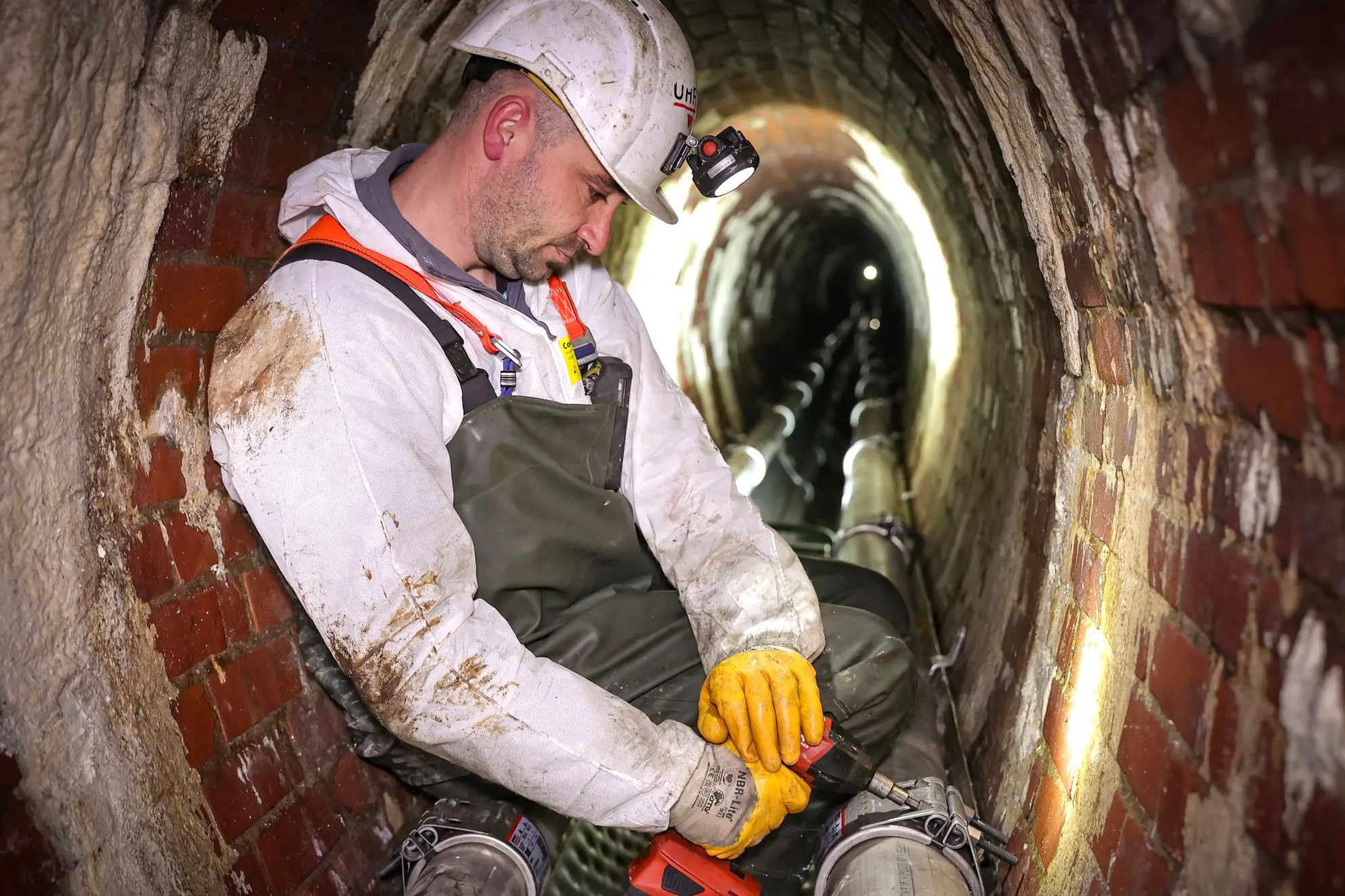 Quartiersstrom und Wärme aus Abwasser in Hamburg-Barmbek